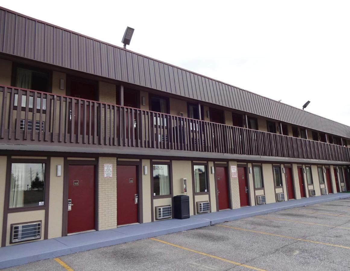Red Roof Inn Indianapolis - Castleton Exterior photo